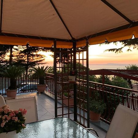 Appartamento Casa La Tetipa Vico Equense Esterno foto