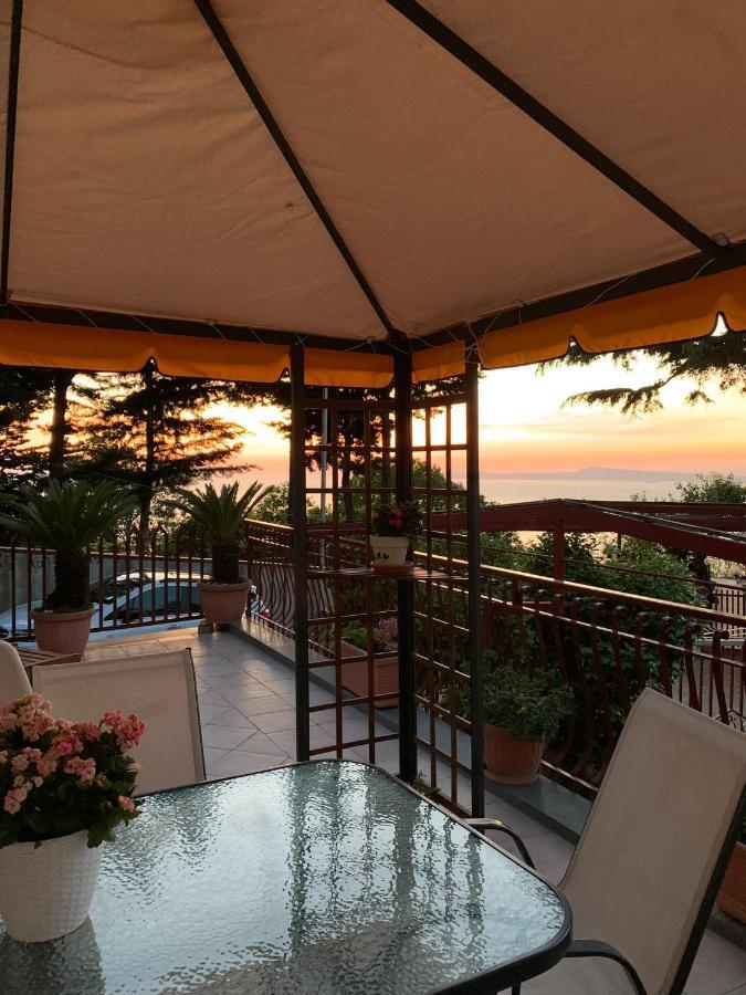 Appartamento Casa La Tetipa Vico Equense Esterno foto